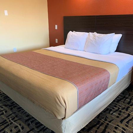 Journey Inn Марион Екстериор снимка